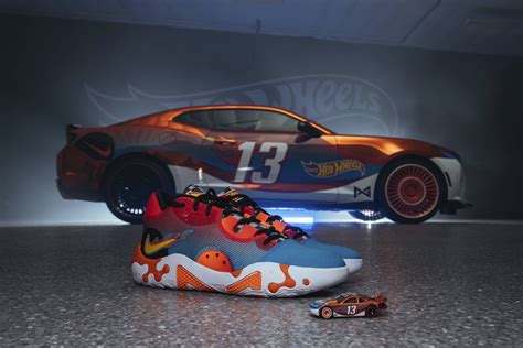 nike hot wheels